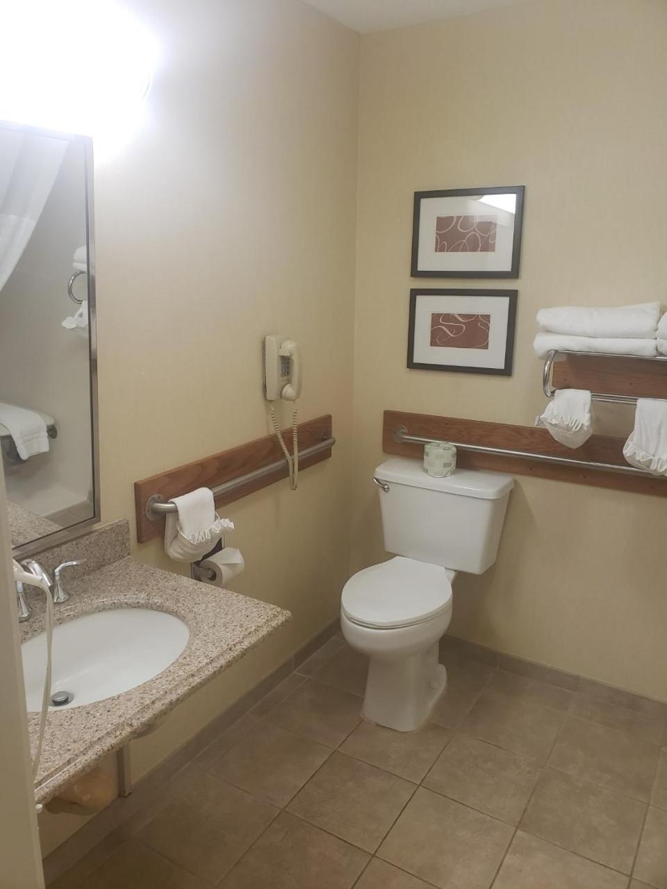 Comfort I-70 3*
